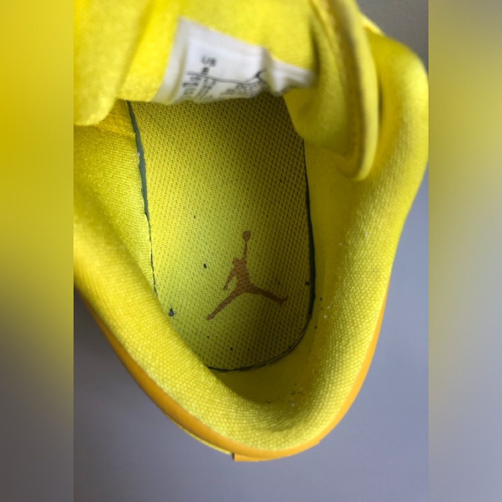 Nike Air Jordan 1 Low Yellow Strike White Pollen Size: US Women's 8 - Picture 9 of 12